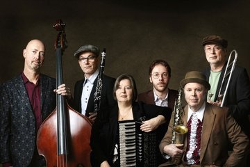 Die Amsterdam Klezmer Band zeigt sich offen für Einflüsse aus dem Jazz